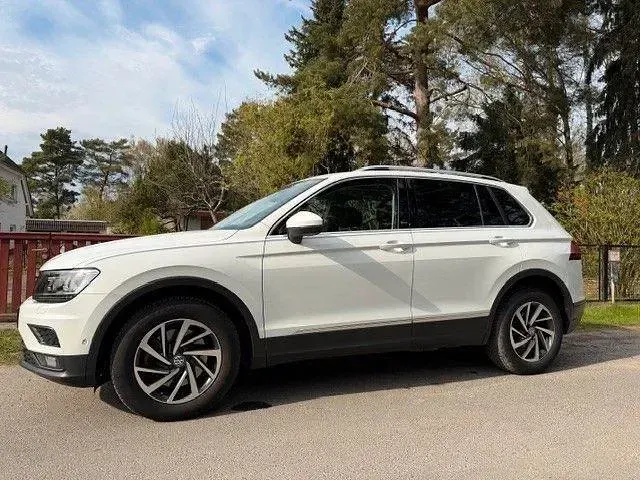 Gebraucht VW Tiguan Sound 179 PS (131 kW) 2017 Weiß SUV