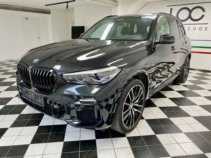 Gebraucht BMW X5 Shadowline 265 PS (194 kW) 2019 Saphirschwarz metallic SUV