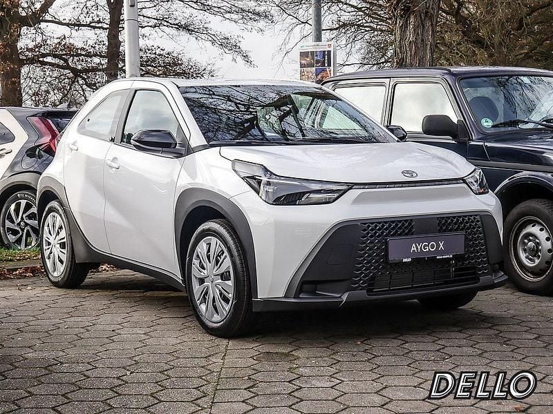 Neu Toyota Aygo X PURE 116 PS (85 kW) 2025 Weiß SUV