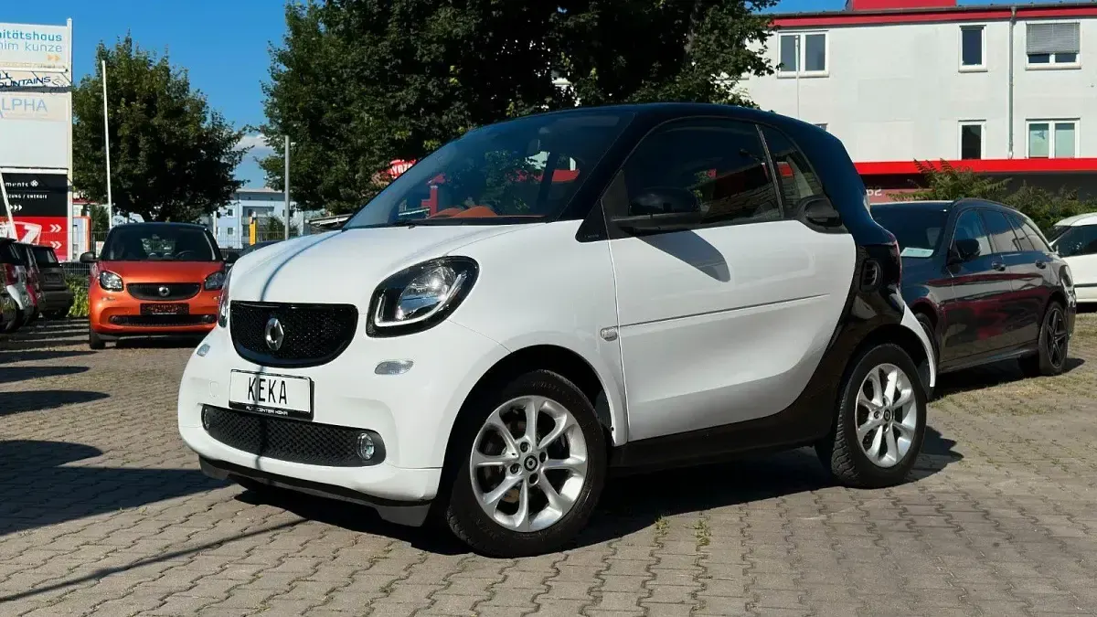 Gebraucht Smart ForTwo Coupé 71 PS (52 kW) 2015 Weiß Coupé