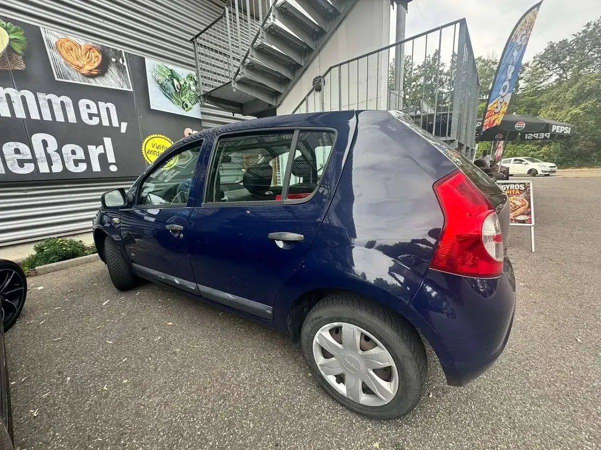 Gebraucht Dacia Sandero Ambiance 75 PS (55 kW) 2010 Blau Kleinwagen