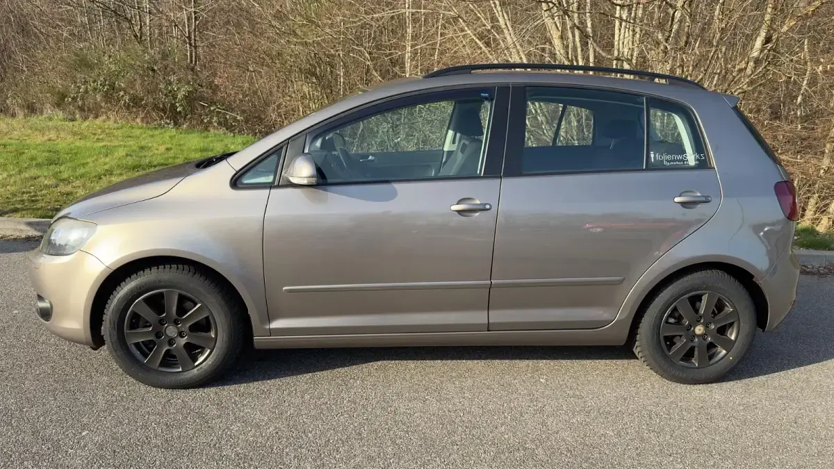 Gebraucht VW Golf VI 105 PS (77 kW) 2010 Braun Kleinwagen