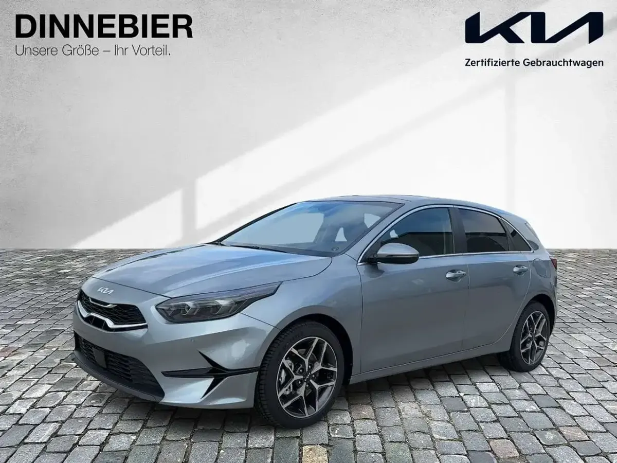 Nowe Kia Ceed Platinum 140 KM (102 kW) 2025 Srebrny Hatchback
