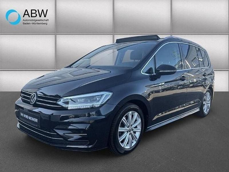Deep black perleffekt Gebraucht 2019 VW Touran Highline Van / Kleinbus | 26.999 € (Teuer) - Bild 1/4
