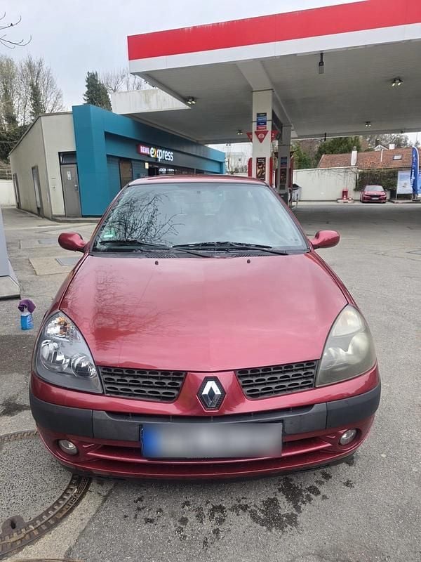 Gebraucht Renault Clio II 75 PS (55 kW) 2001 Rot Kleinwagen