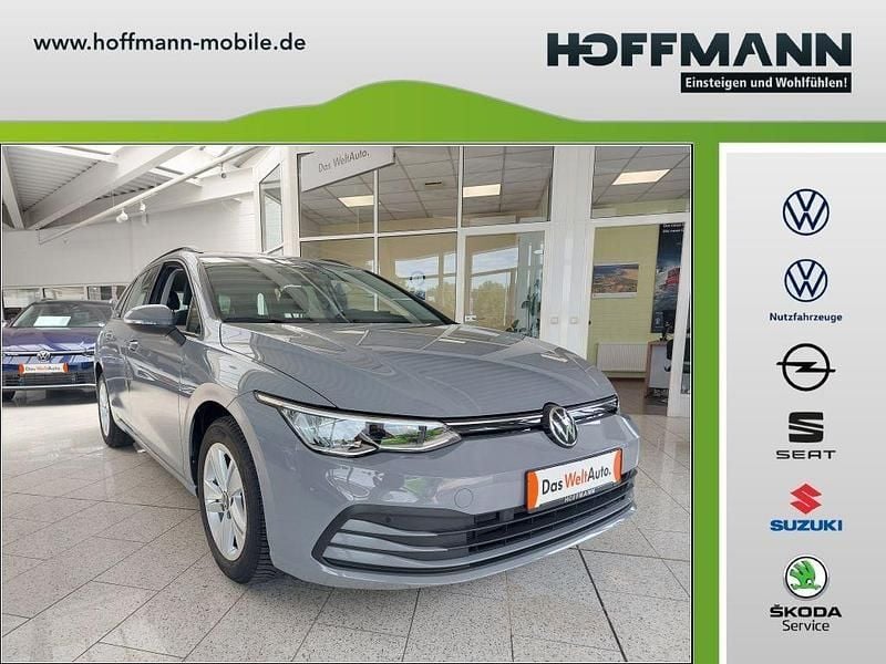 Mondsteingrau Gebraucht 2021 VW Golf VIII Kombi | 18.990 € (Fairer Preis) - Bild 1/4