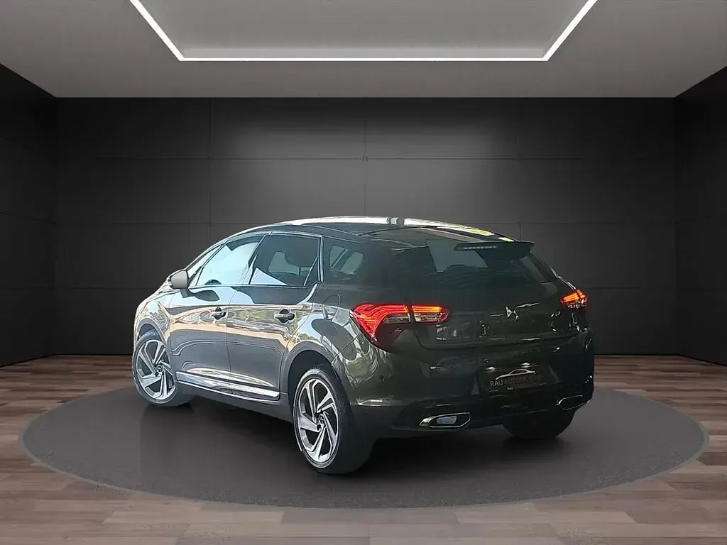 Gebraucht DS Automobiles DS5 Sport Chic 179 PS (131 kW) 2016 Grau Kleinwagen