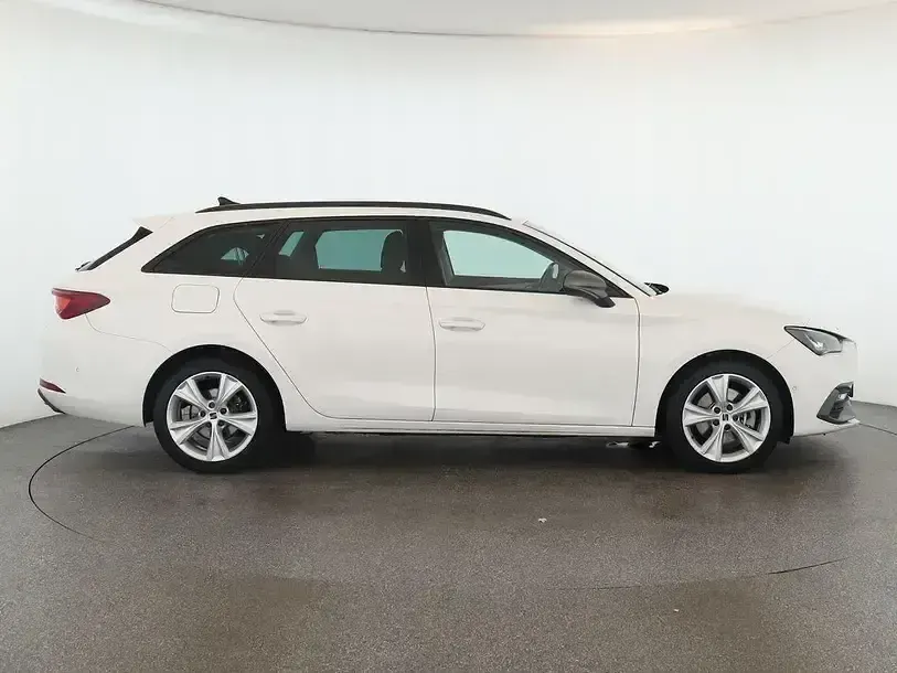 Gebraucht Seat Leon FR 150 PS (110 kW) 2024 Weiß Limousine