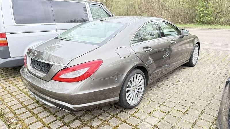 Gebraucht Mercedes CLS500 408 PS (300 kW) 2011 Indiumgrau  metalliclack Limousine