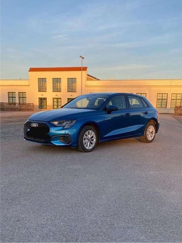 Andere außenfarben Gebraucht 2021 Audi A3 Sportback e-tron Design Limousine | 22.500 € (Guter Preis) - Bild 1/4