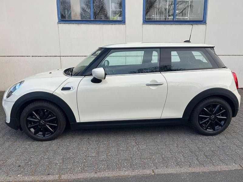 Gebraucht Mini ONE 102 PS (75 kW) 2020 Weiß Kleinwagen