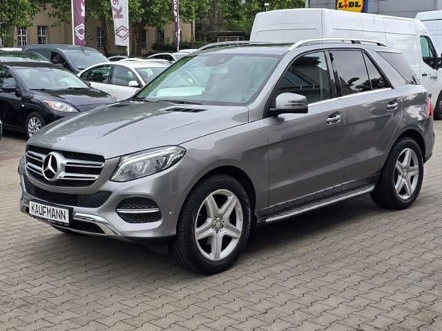 Grau Gebraucht 2016 Mercedes GLE350 SUV | 26.980 € (Superpreis) - Bild 1/4