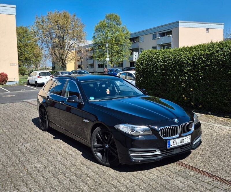 Schwarz Gebraucht 2017 BMW 520 Kombi | 14.500 € (Superpreis) - Bild 1/4