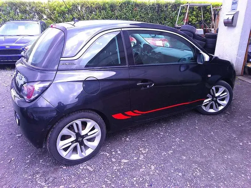 Gebraucht Opel Adam 87 PS (63 kW) 2015 Schwarz Kleinwagen