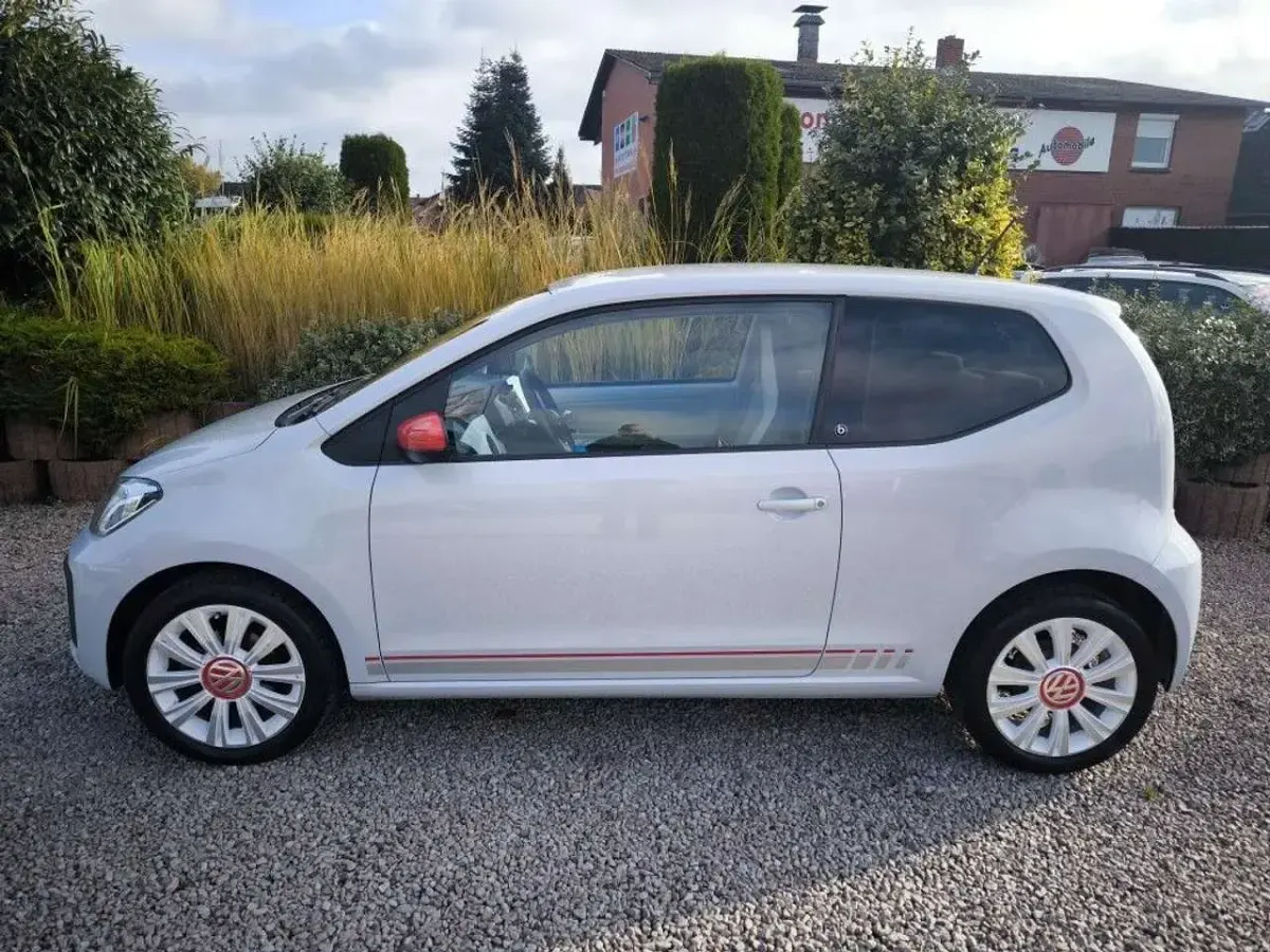 Gebraucht VW up! Beats 75 PS (55 kW) 2018 Weiß Kleinwagen