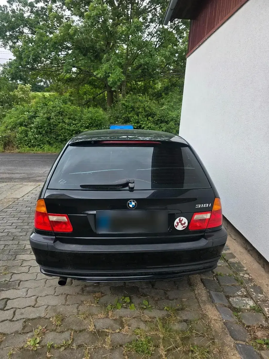 Gebraucht BMW 318 140 PS (102 kW) 2005 Schwarz Kombi