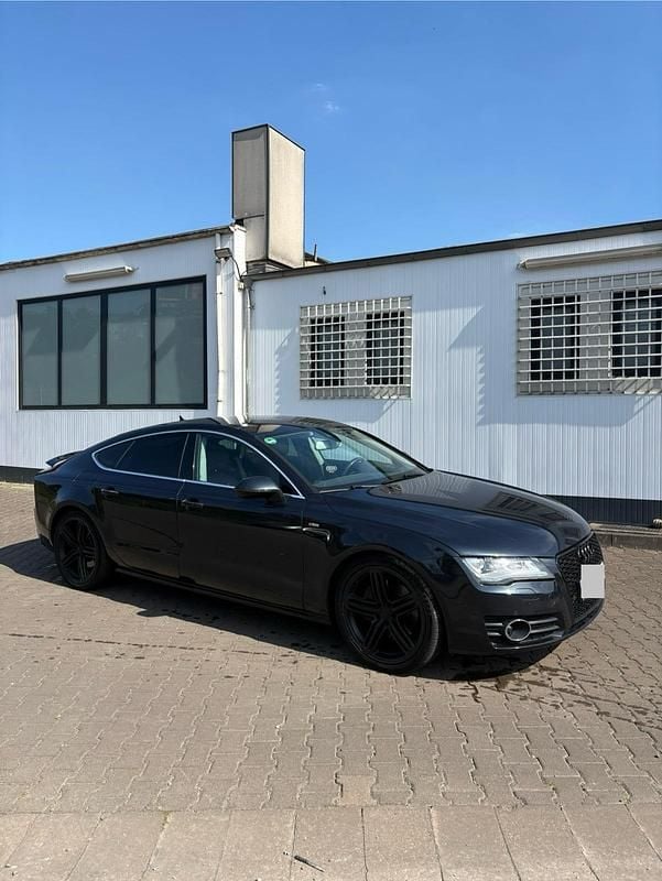 Blau Gebraucht 2012 Audi A7 Design Limousine | 15.000 € (Fairer Preis) - Bild 1/4