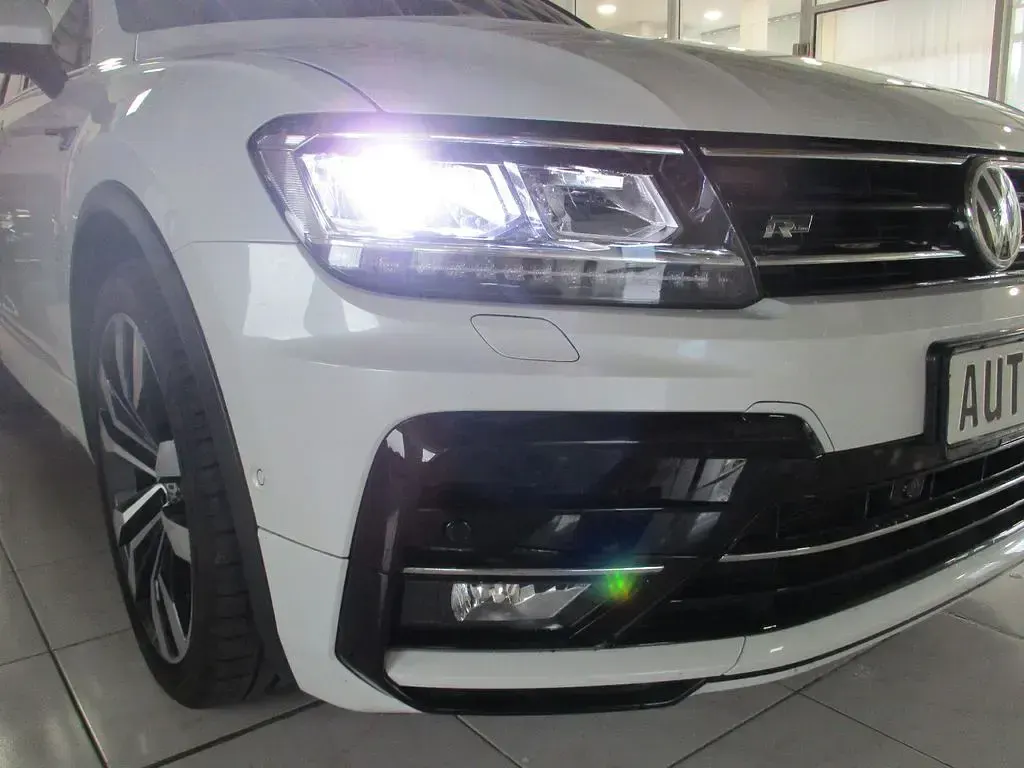 Gebraucht VW Tiguan Highline 180 PS (132 kW) 2018 Andere SUV