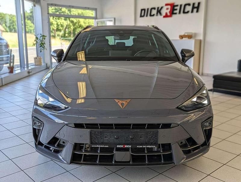 Gebraucht Cupra Leon VZ 333 PS (244 kW) 2025 Graphengrau Kombi
