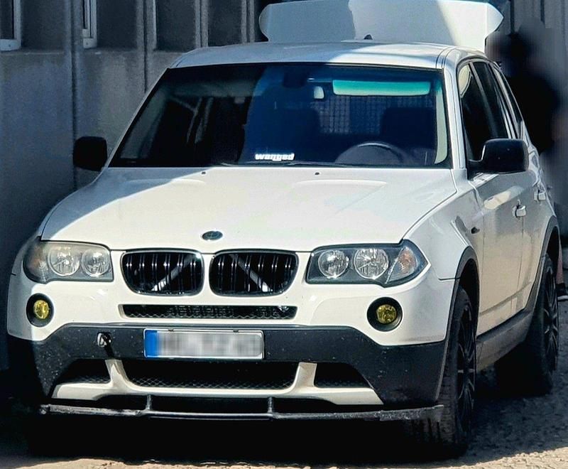 Weiß Gebraucht 2007 BMW X3 SUV | 4.200 € (Guter Preis) - Bild 1/4