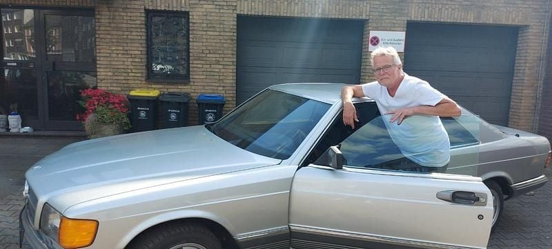 Gebraucht Mercedes 380 150 PS (110 kW) 1984 Silber Coupé