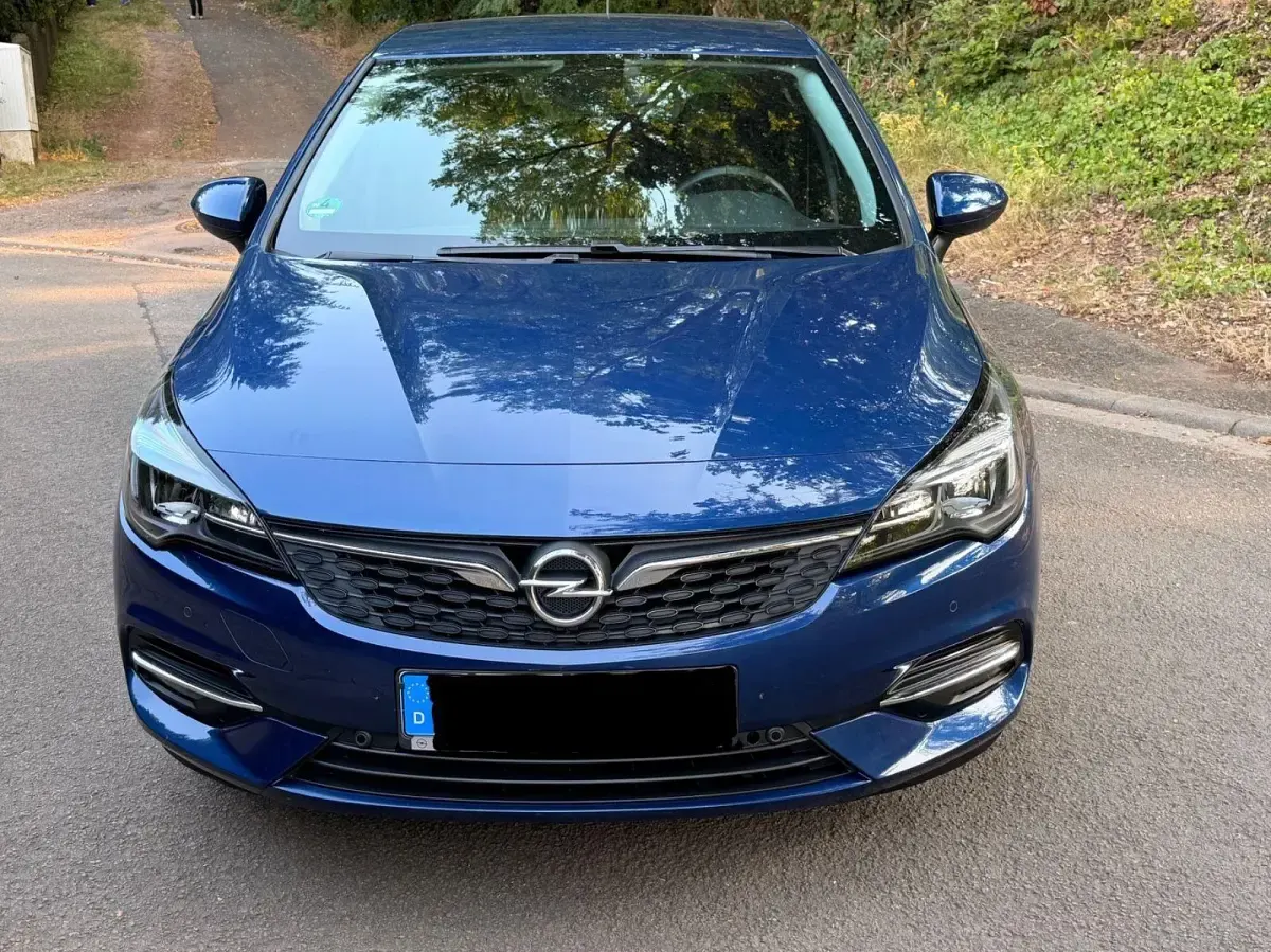 Gebraucht Opel Astra Elegance 110 PS (80 kW) 2020 Blau Limousine