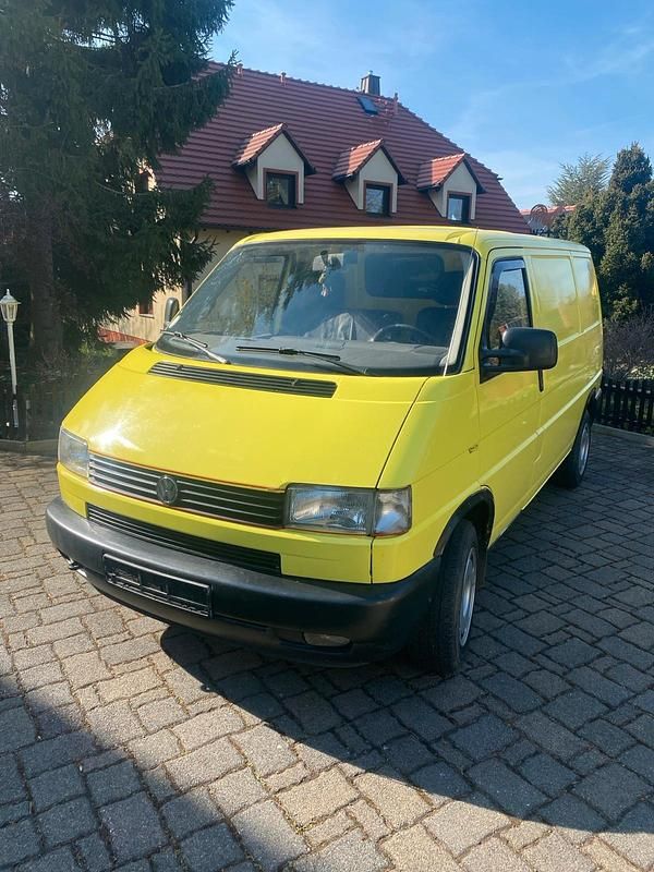 Second-hand VW Transporter 68 CP (50 kW) 1998 Galben Van
