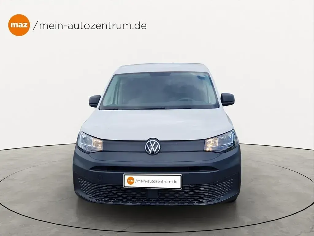 Gebraucht VW Caddy Basis 102 PS (75 kW) 2023 Candyweiss Van / Kleinbus