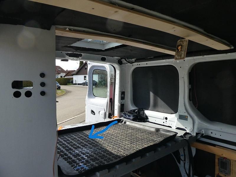 Gebraucht Opel Vivaro 90 PS (66 kW) 2011 Weiß Van / Kleinbus