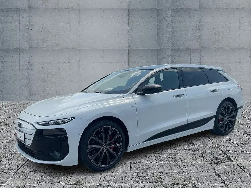 Gebraucht Audi A6 e-tron S-Line 314 kW (428 PS) 2025 Gletscherweiß metallic Kombi