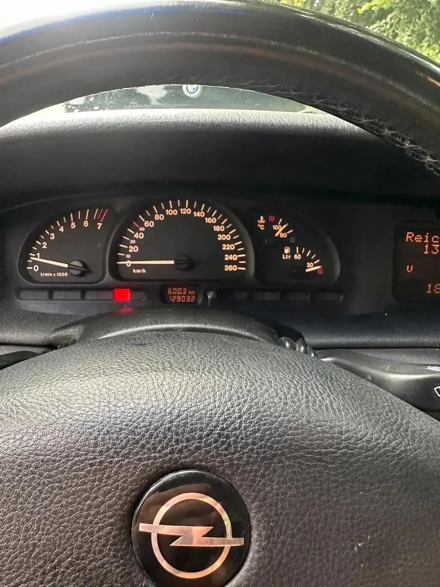 Gebraucht Opel Vectra 136 PS (100 kW) 1997 Limousine