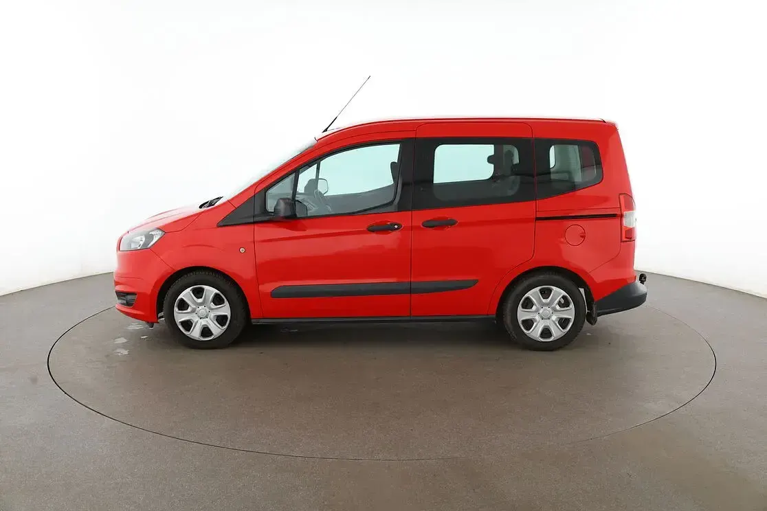 Gebraucht Ford Tourneo Courier Ambiente 101 PS (74 kW) 2017 Rot Van / Kleinbus