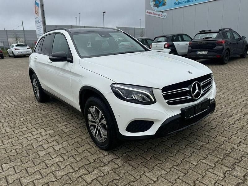 Gebraucht Mercedes GLC250 211 PS (155 kW) 2018 Weiß SUV