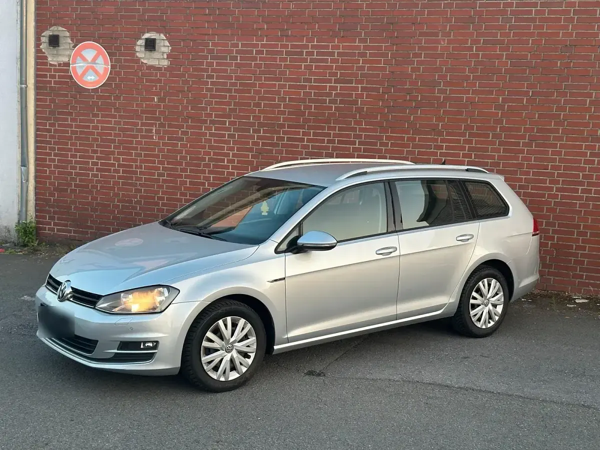 Gebraucht VW Golf VII 110 PS (80 kW) 2015 Grau Kombi
