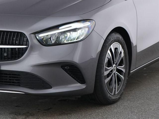 Gebraucht Mercedes B180 Progressive 136 PS (100 kW) 2024 Mountain grau (metallic) Kleinwagen