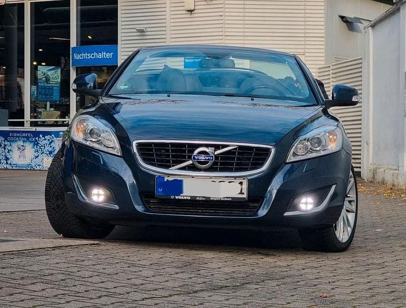 Blau Gebraucht 2012 Volvo C70 Momentum Cabrio | 13.700 € (Fairer Preis) - Bild 1/4