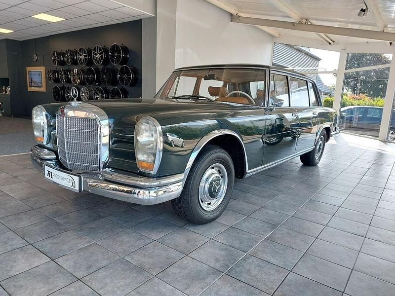 Grün Gebraucht 1969 Mercedes 600 Limousine | 139.000 € - Bild 1/4