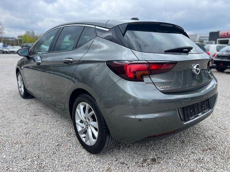 Gebraucht Opel Astra Elegance 145 PS (106 kW) 2020 Grau Limousine
