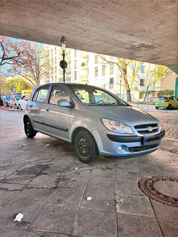 Gebraucht Hyundai Getz 71 PS (52 kW) 2008 Blau Kleinwagen