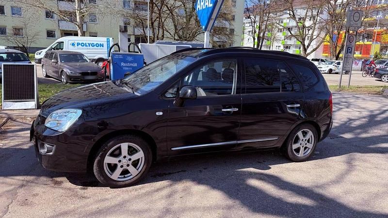 Gebraucht Kia Carens EX 144 PS (105 kW) 2008 Schwarz Van / Kleinbus