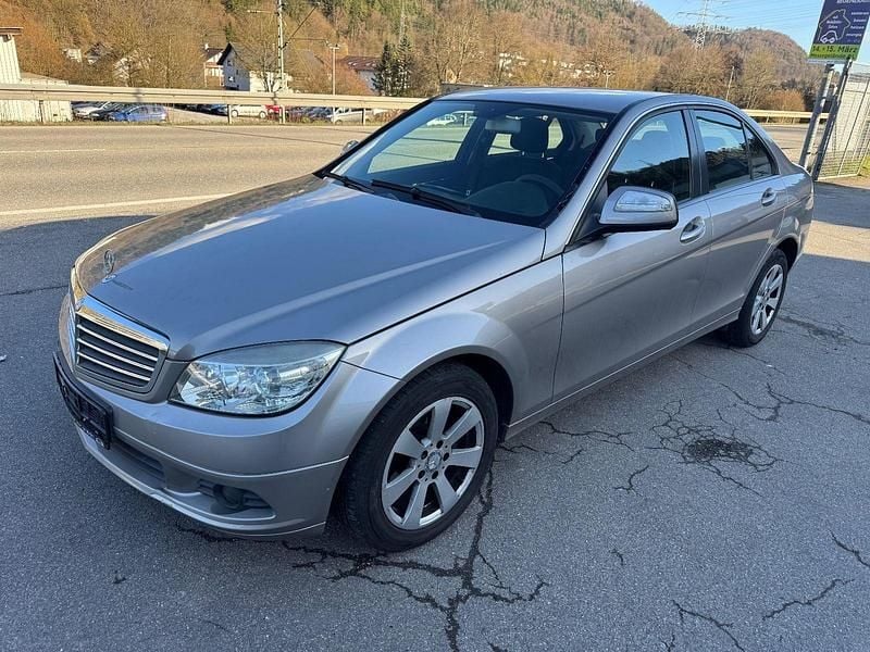 Second-hand Mercedes C180 Classic 156 CP (114 kW) 2008 Argintiu Berlinǎ