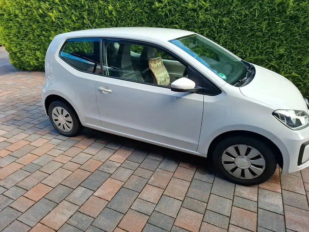 Gebraucht VW up! 68 PS (50 kW) 2016 Weiß Kleinwagen