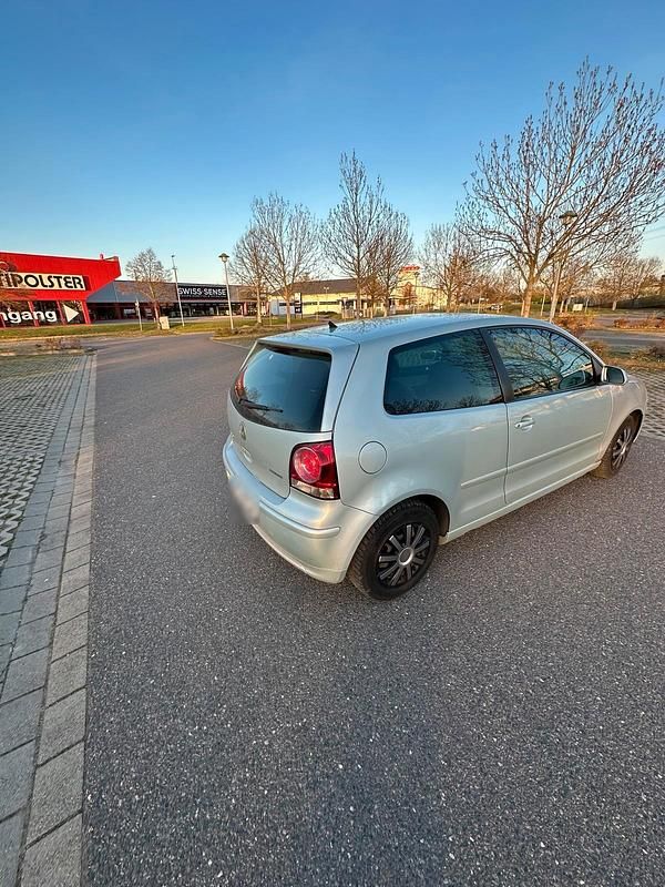 Gebraucht VW Polo Comfortline 70 PS (51 kW) 2008 Grau Kleinwagen