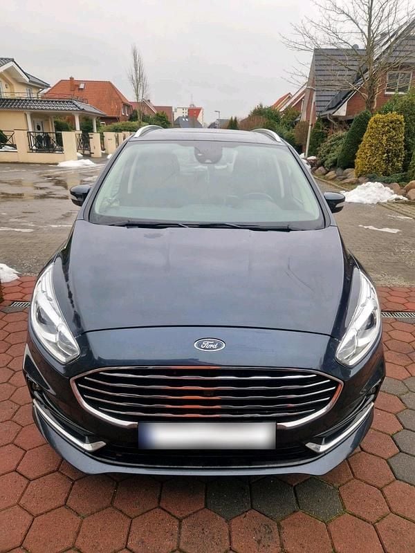 Second-hand Ford Galaxy 190 CP (139 kW) 2021 Albastru Monovolum