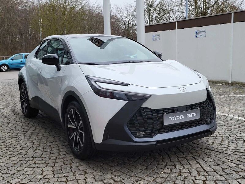 Weiss Neu 2024 Toyota C-HR Plus SUV | 47.539 € (Teuer) - Bild 1/4