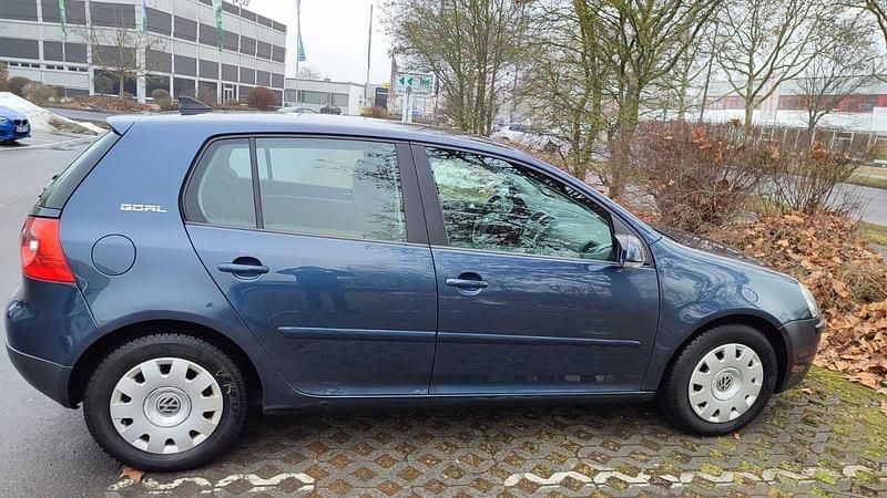 Gebraucht VW Golf IV 2006 Blau Kleinwagen