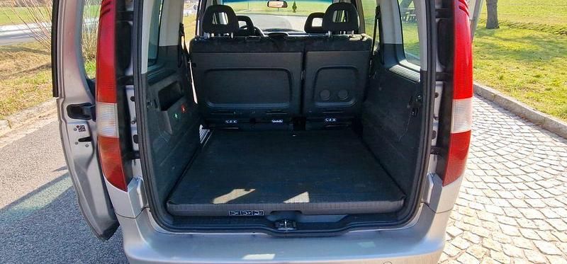 Gebraucht Mercedes Vaneo 102 PS (75 kW) 2003 Silber Van / Kleinbus