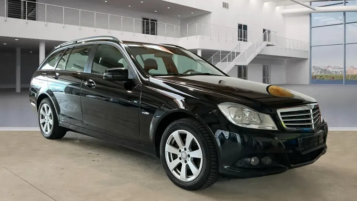 Gebraucht Mercedes C200 136 PS (100 kW) 2012 Schwarz Kombi