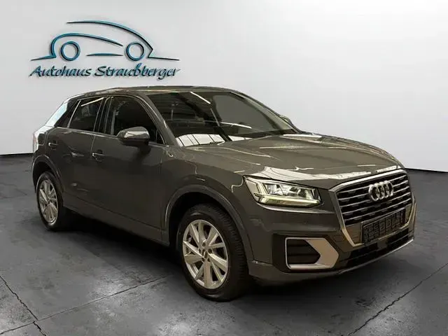 Gebraucht Audi Q2 Sport 116 PS (85 kW) 2018 Grau SUV