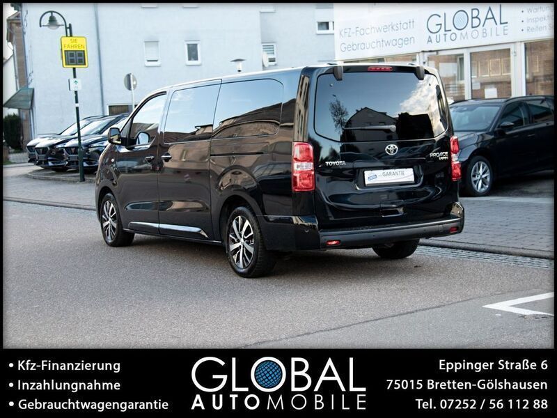Gebraucht Toyota Proace Verso 177 PS (130 kW) 2023 Schwarz Kombi